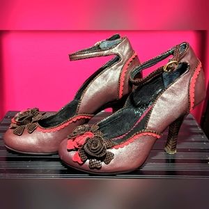 Poetic License maroon floral pumps, size EU 38.5 (fits 38)